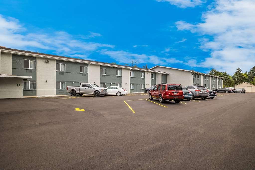 Suburban Studios Milwaukee Airport Ngoại thất bức ảnh